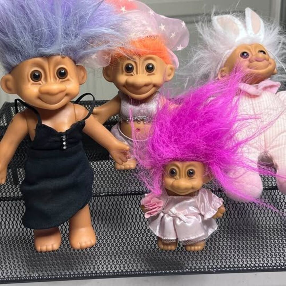 Lot of 4 Vintage Russ Berrie Troll Dolls